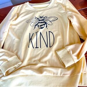 Be Kind sweat shirt